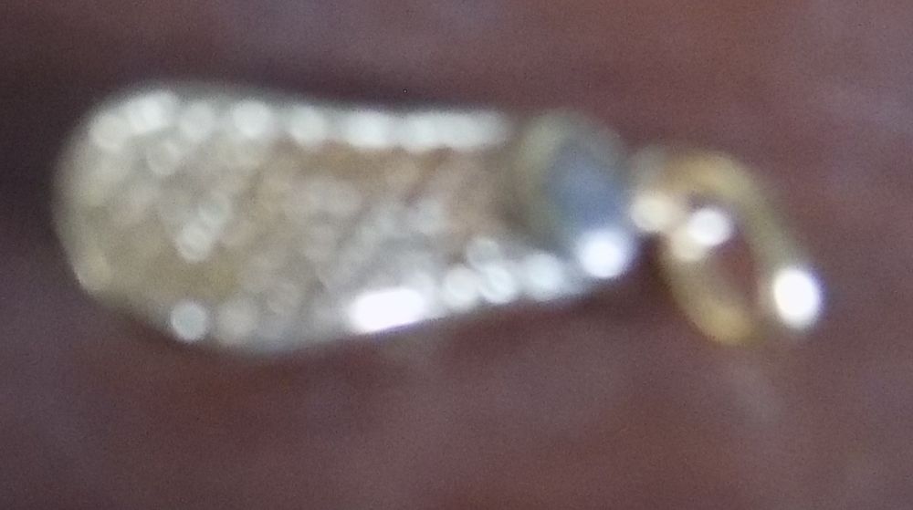 Tong pendentif Bijoux et montres
