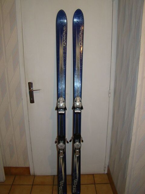 Skis QUECHUA  160 cm 
60 Gargenville (78)