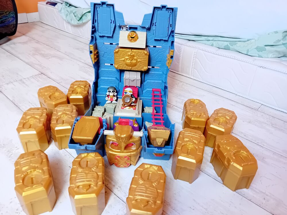Tombeau TRESORX bleu Jeux / jouets
