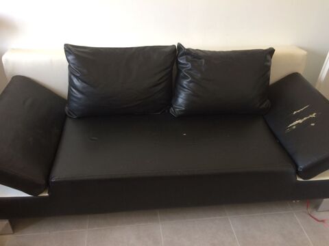 vend canap convertible lit noir et blanc 120 Elne (66)