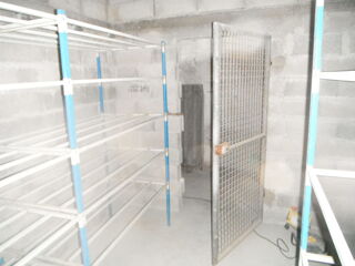  Parking / Garage � louer 12 m� Mont�limar