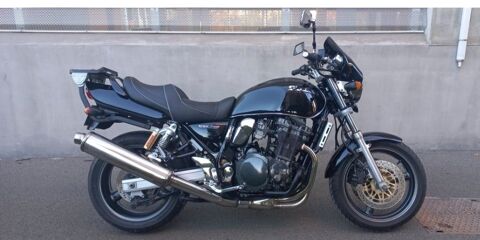 Moto SUZUKI 1999 occasion Saint-Denis-de-Pile 33910