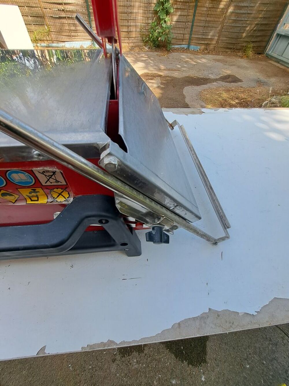 Coupe carreau &eacute;lectrique TOMECANIC Baticoup N3 900W Bricolage