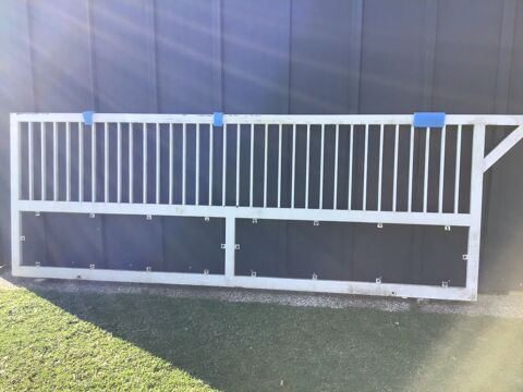 Portail coulissant m�tal 650 Charleville-M�zi�res (08)