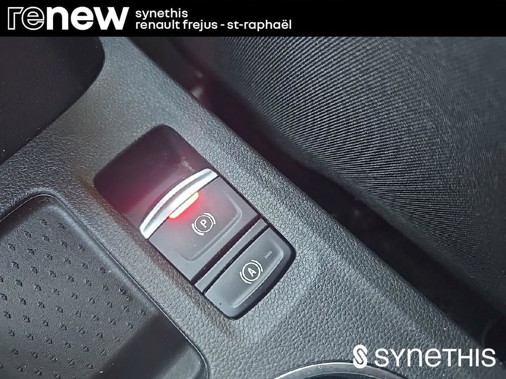 Captur E-Tech 145 - 21 Intens 2022 occasion 83600 Fr&eacute;jus