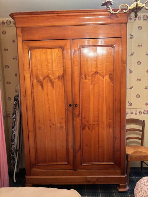 Grande armoire rustique 2 portes ? Bois massif teint� 320 Bonchamp-l�s-Laval (53)