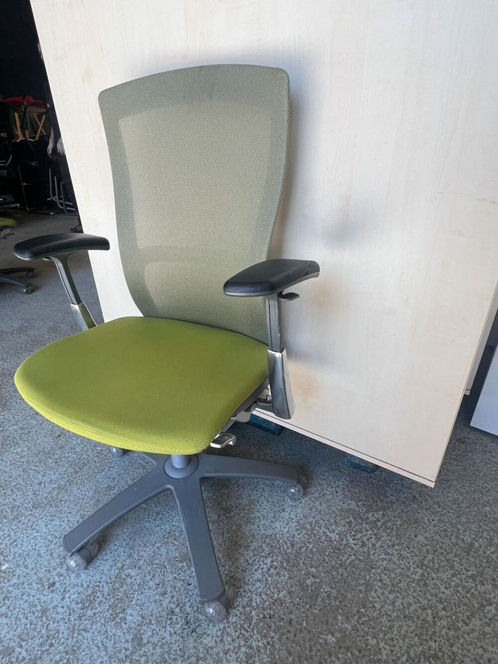 Fauteuil de bureau vert olive Meubles