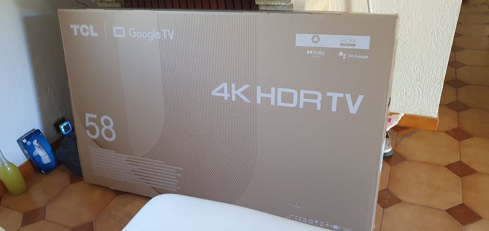 TCL 4 K HDR TV 58" google tv dolby audio Audio et hifi