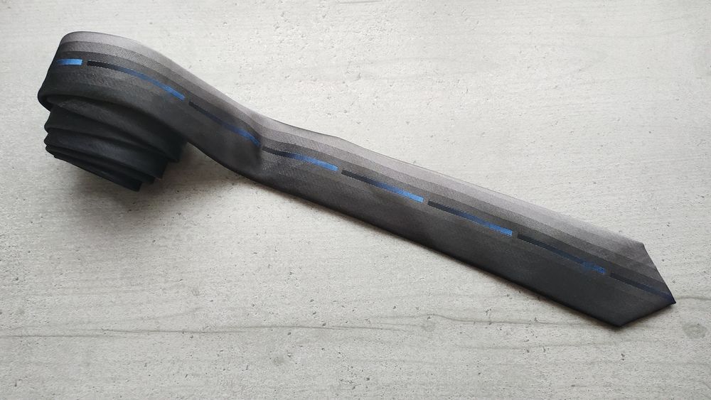 Cravate Armand Thiery ?? Studio '' 100% Soie - Liser&eacute; Bleu Vêtements