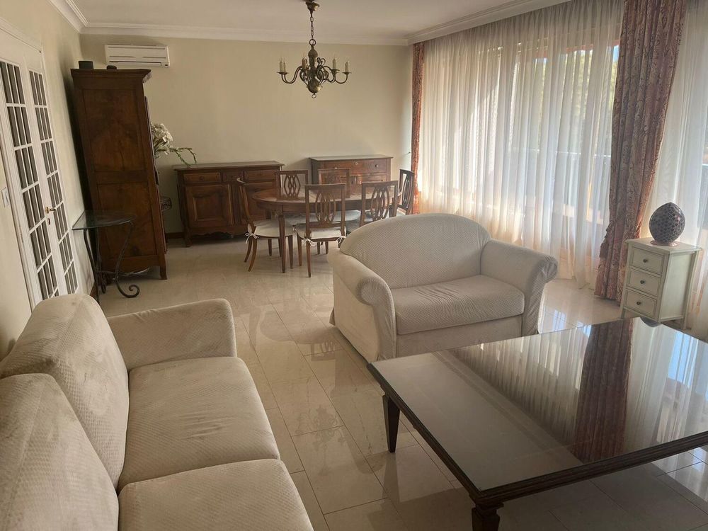 Location Appartement T4 110m� Dernier �tage ? Piscine ? R�sidence Henry IV �chirolles