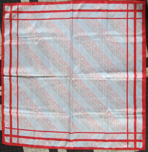 Foulard soie motifs g�om�triques multicolores 7 Herblay (95)