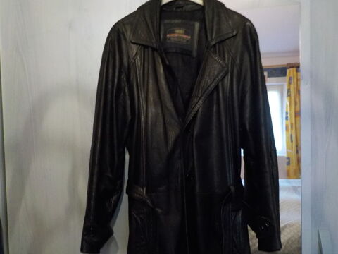maxi      manteau en cuir noir 0 Amnéville (57)