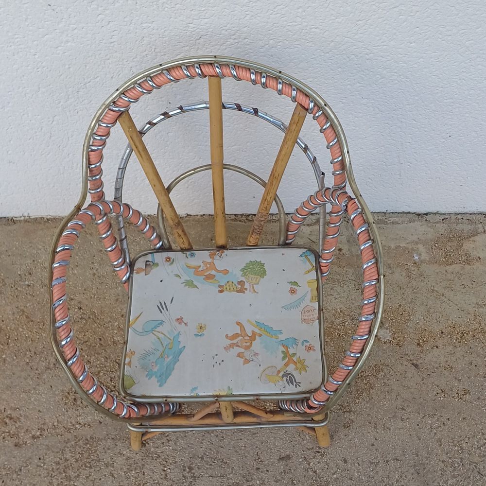 Fauteuil enfant rotin et fer vintage Décoration
