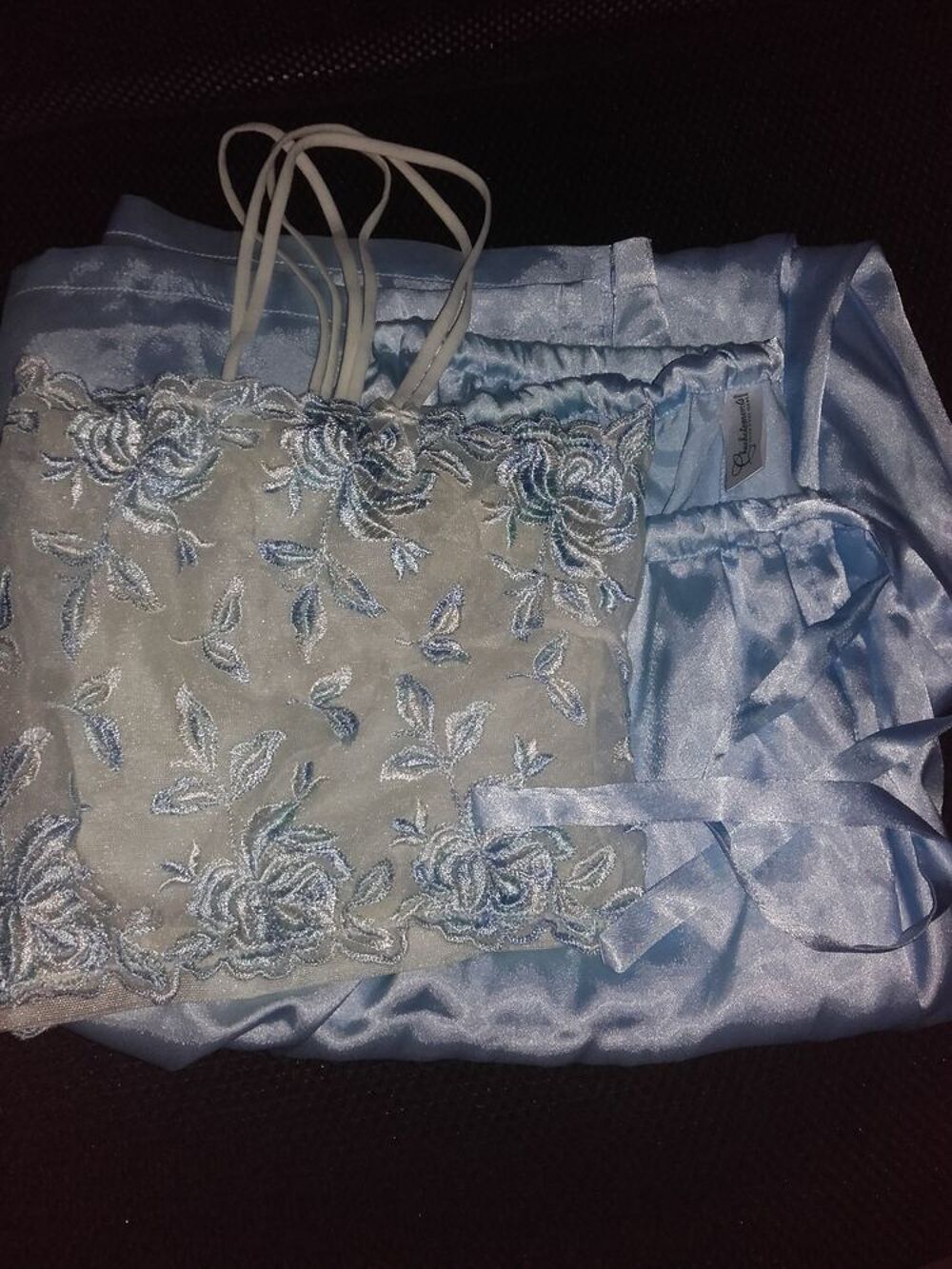 Pyjama neuf T 44 Vêtements