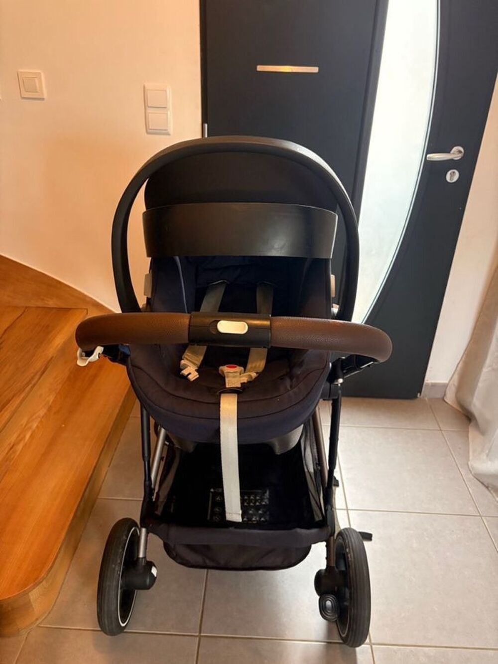 Poussette double marque Cybex gazelle S Pu�riculture