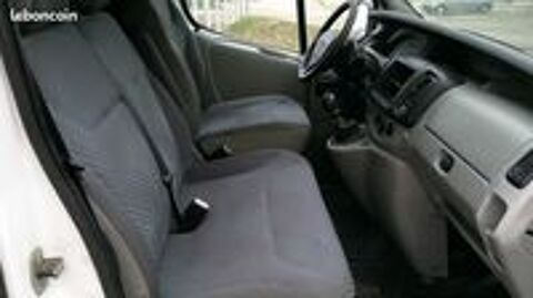 Trafic DCI L2 H2 2005 occasion 10000 Troyes