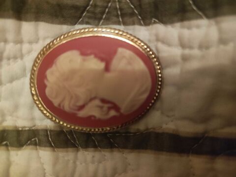 Cam�e vintage ann�es 90 m�tal dor�. 90 Verneuil-sur-Seine (78)