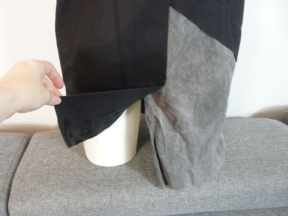 Tunique/ Robe Courte Cintr&eacute;e Bi Mati&egrave;re Noir et Gris- Dondup Vêtements