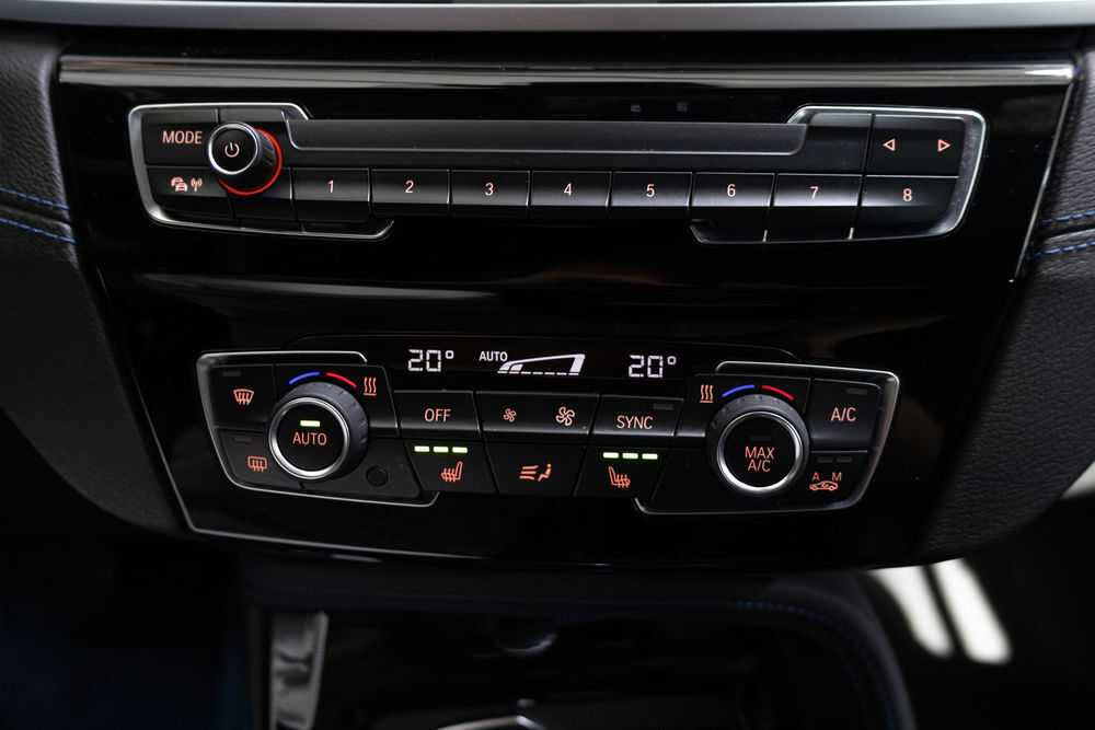 X1 xDrive 20d 190 ch BVA8 Lounge 2020 occasion 35440 Montreuil-sur-Ille