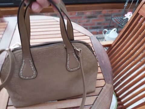 SAC A MAIN 8 Guainville (28)