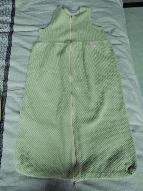 GIGOTEUSE VERTE AMANDE RED CASTEL
9-18MOIS 8 Saint-Paterne (72)