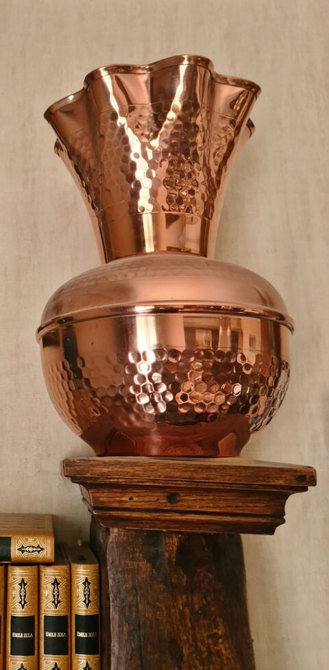 Joli vase en cuivre 30 Commercy (55)