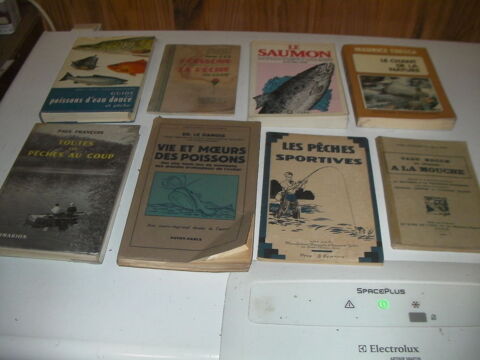 8 livres de pêche N° 125 à 132 1 Roques (31)
