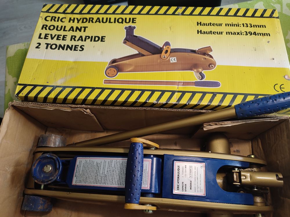 Cric hydraulique en Moselle Bricolage