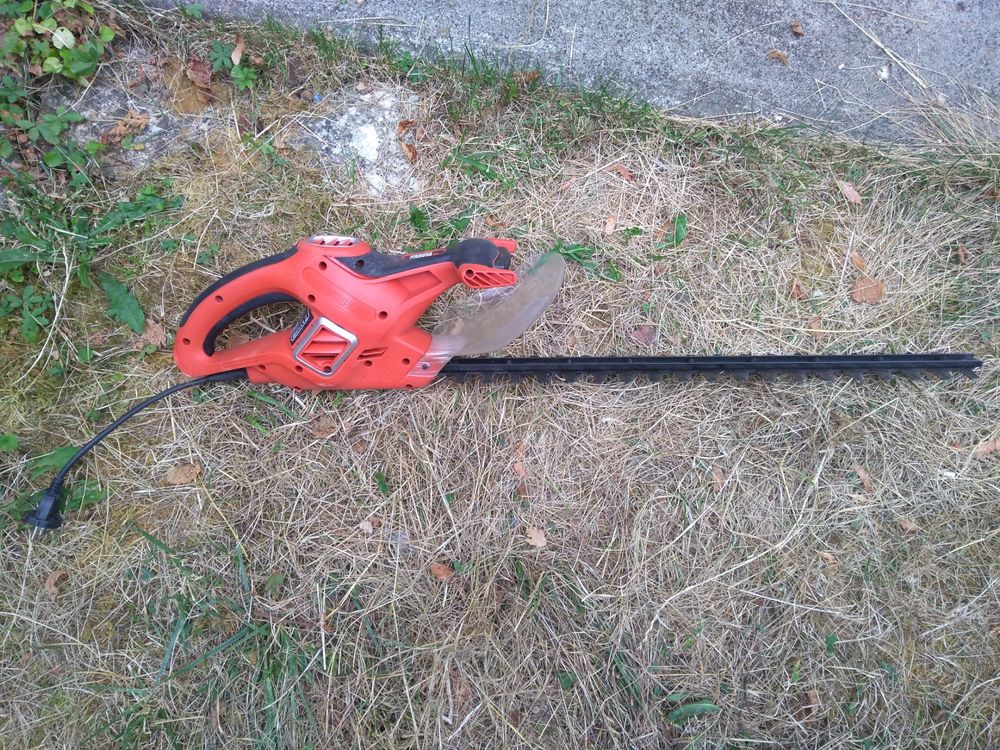 Taille-haie Black &amp; Decker GT510 500 w Jardin