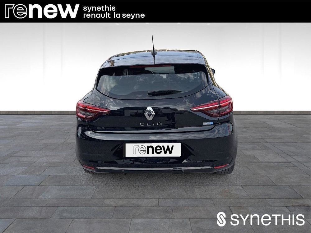 Clio V Clio E-Tech 140 - 21N Intens 2022 occasion 83500 La Seyne-sur-Mer