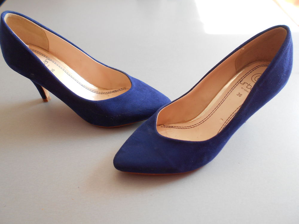 Chaussures escarpins femme P36 &eacute;tat neuf Chaussures