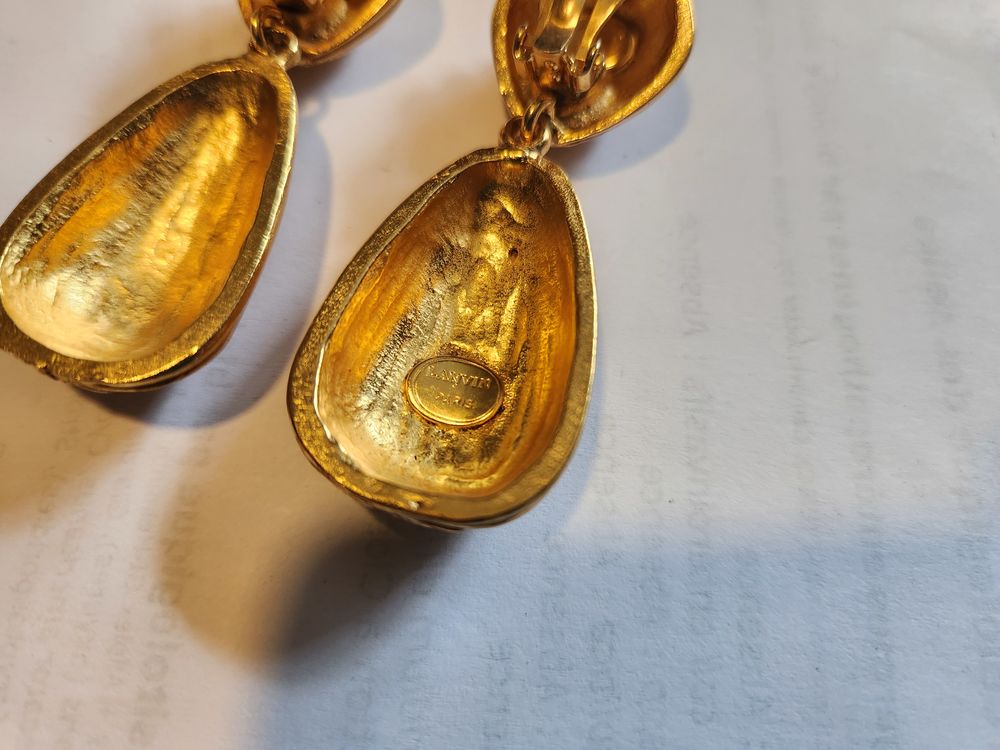 BO Clip stri&eacute;e LANVIN pendante dor&eacute;e Bijoux et montres