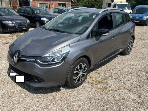 Annonce voiture Renault Clio IV Estate 3290 €