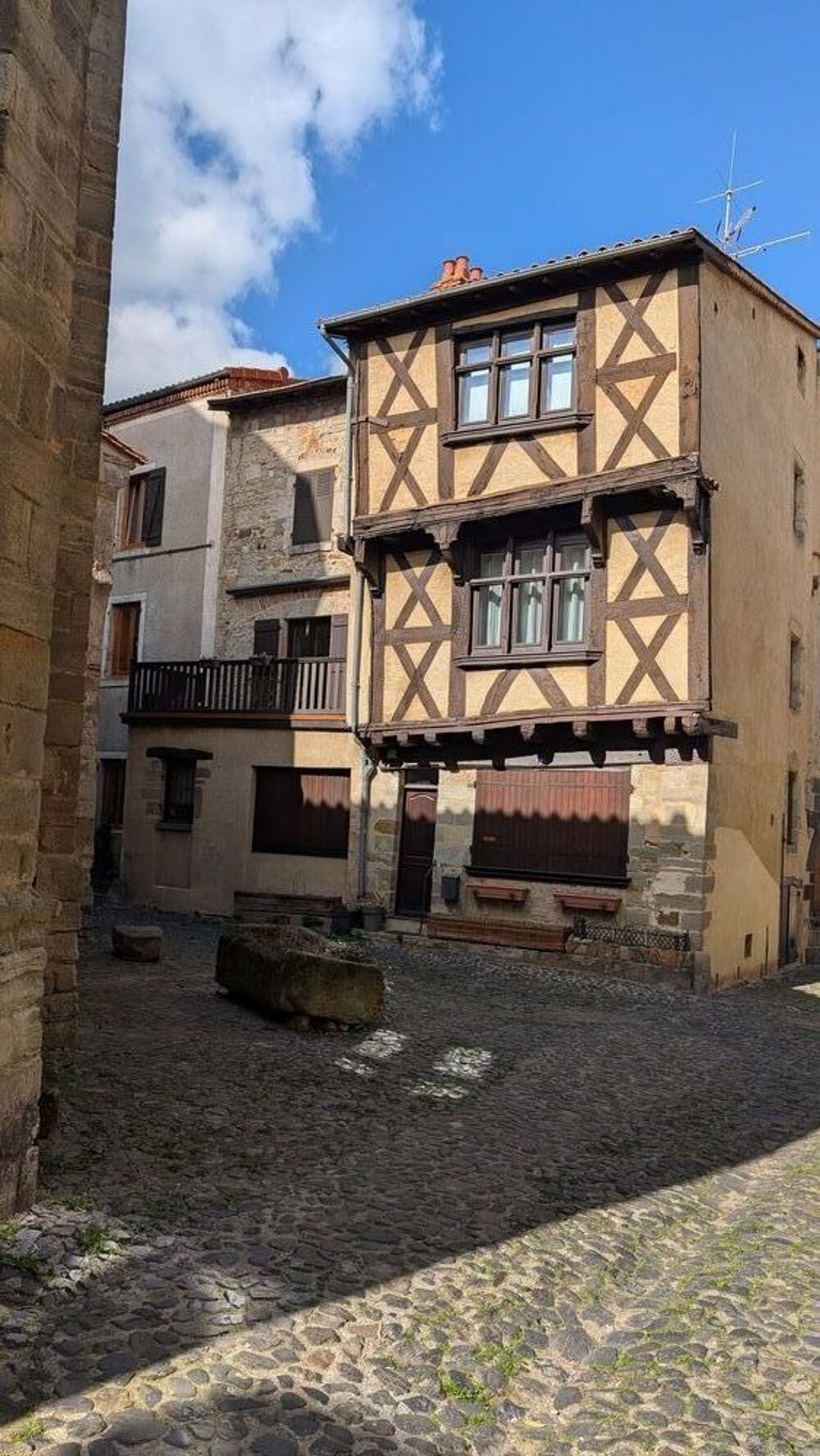 Vente Maison maison de caract�re dans le bourg de Billom Billom