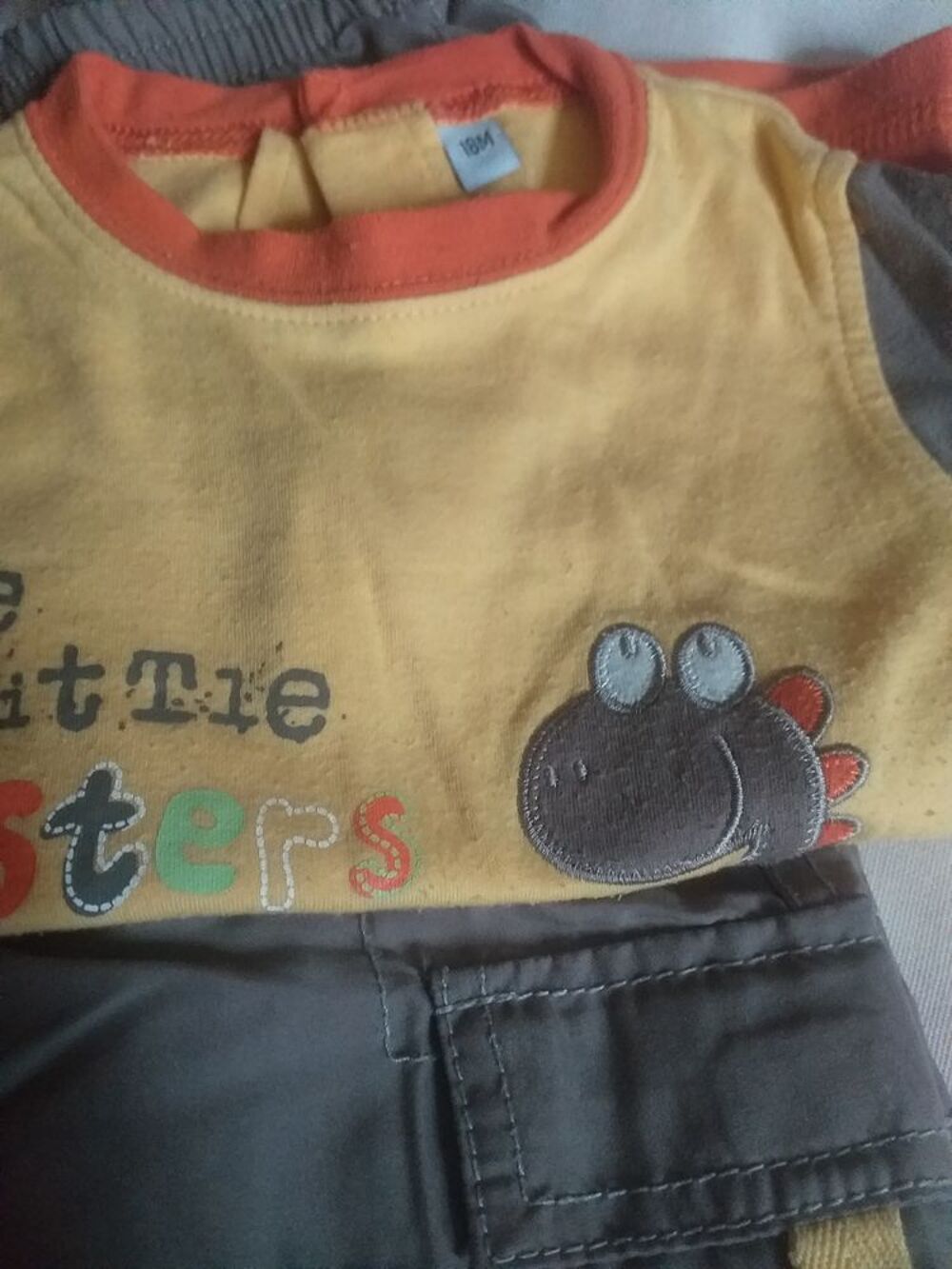 Lot 3 ensembles Tee-shirts manches longues &amp; pantalons Vêtements enfants