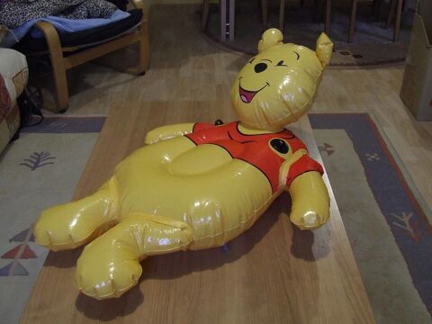 Matelas gonflable Winnie � partir de 3�ans Mer piscine 4 Bagnolet (93)