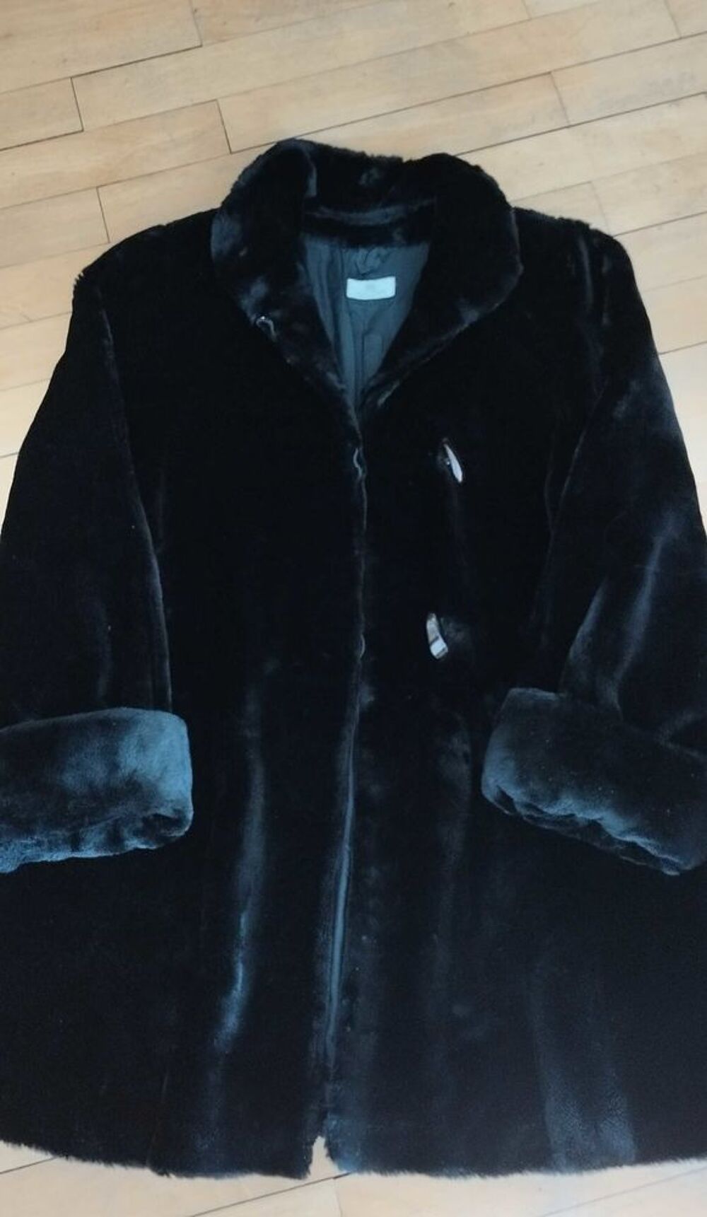 Manteau imitation fourrure Vêtements