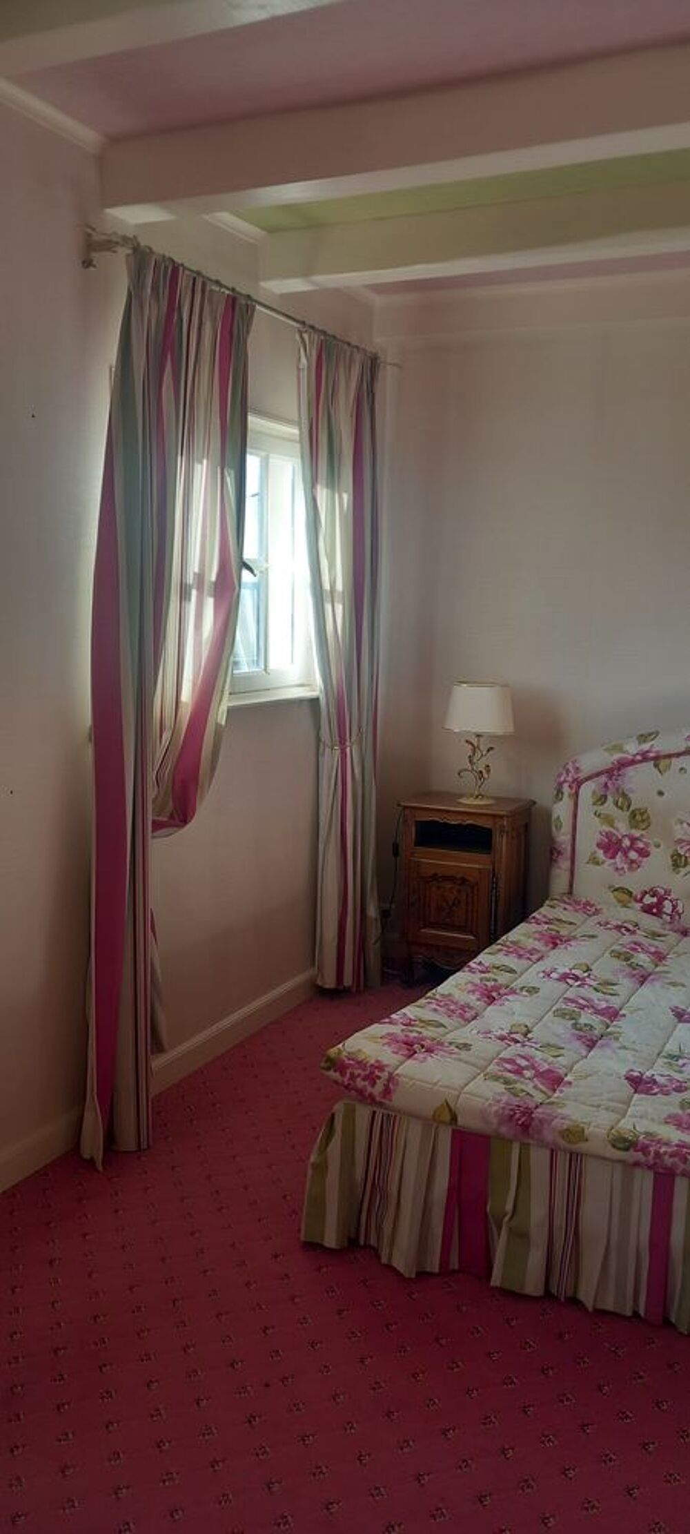 CHAMBRE A COUCHER Meubles