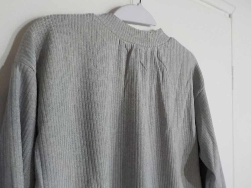 GILET GRIS FIN TAILLE S Vêtements
