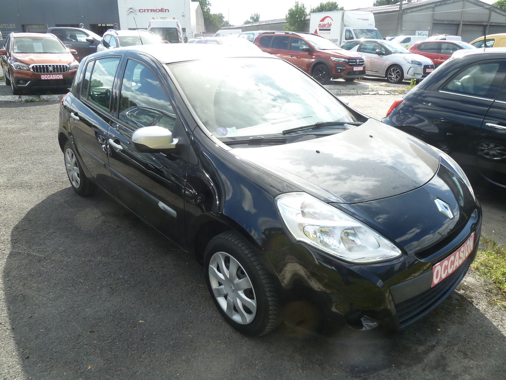 Clio III 1.2 16V 75 Zen 2014 occasion 59530 Le Quesnoy