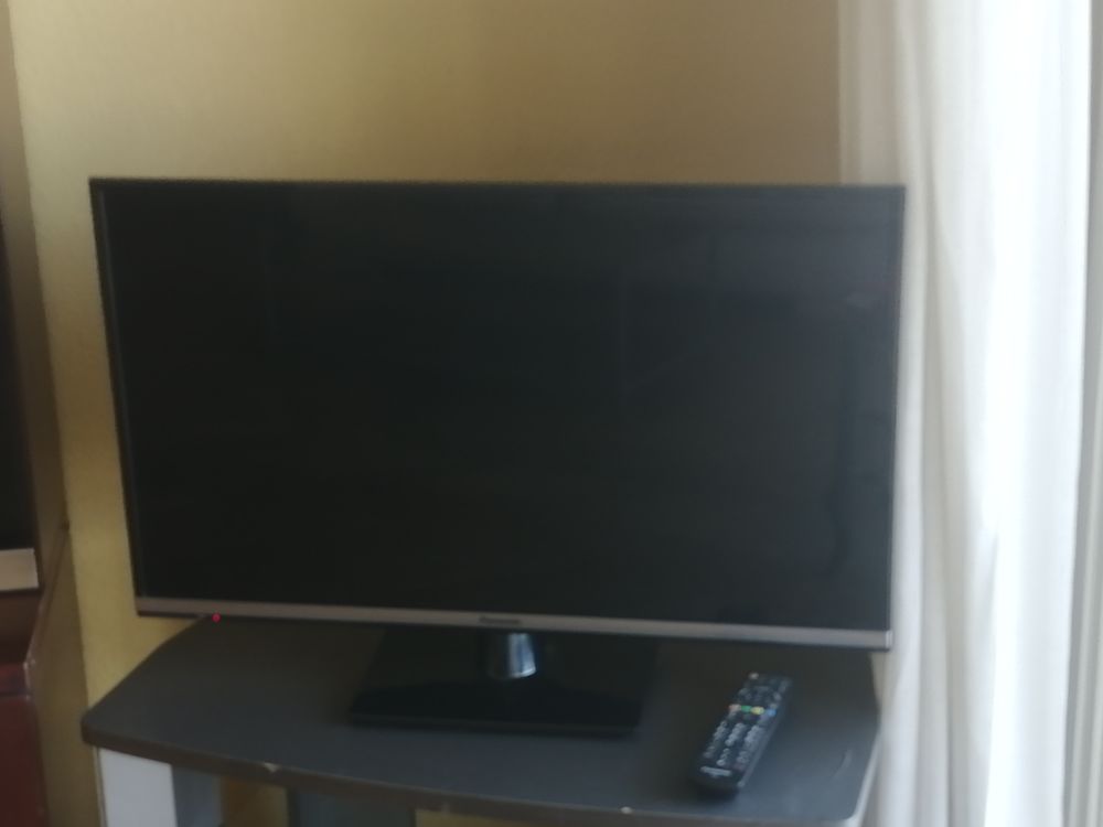 T&eacute;l&eacute;vision Panasonic R&eacute;f&eacute;rence TX-32AS600E - Photos/Video/TV