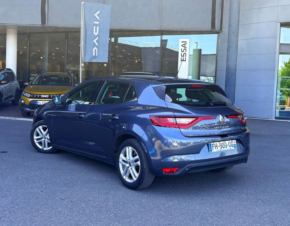 Megane IV M&eacute;gane IV Berline Blue dCi 115 EDC Business 2019 occasion 93230 Romainville