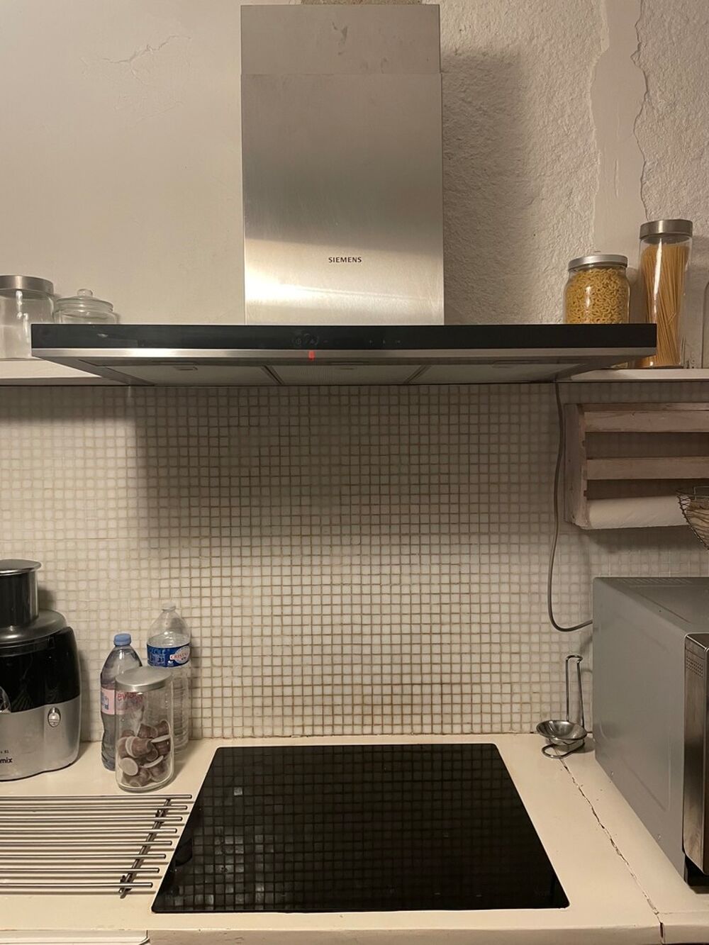 Hotte de cuisine inox Siemens
Electroménager