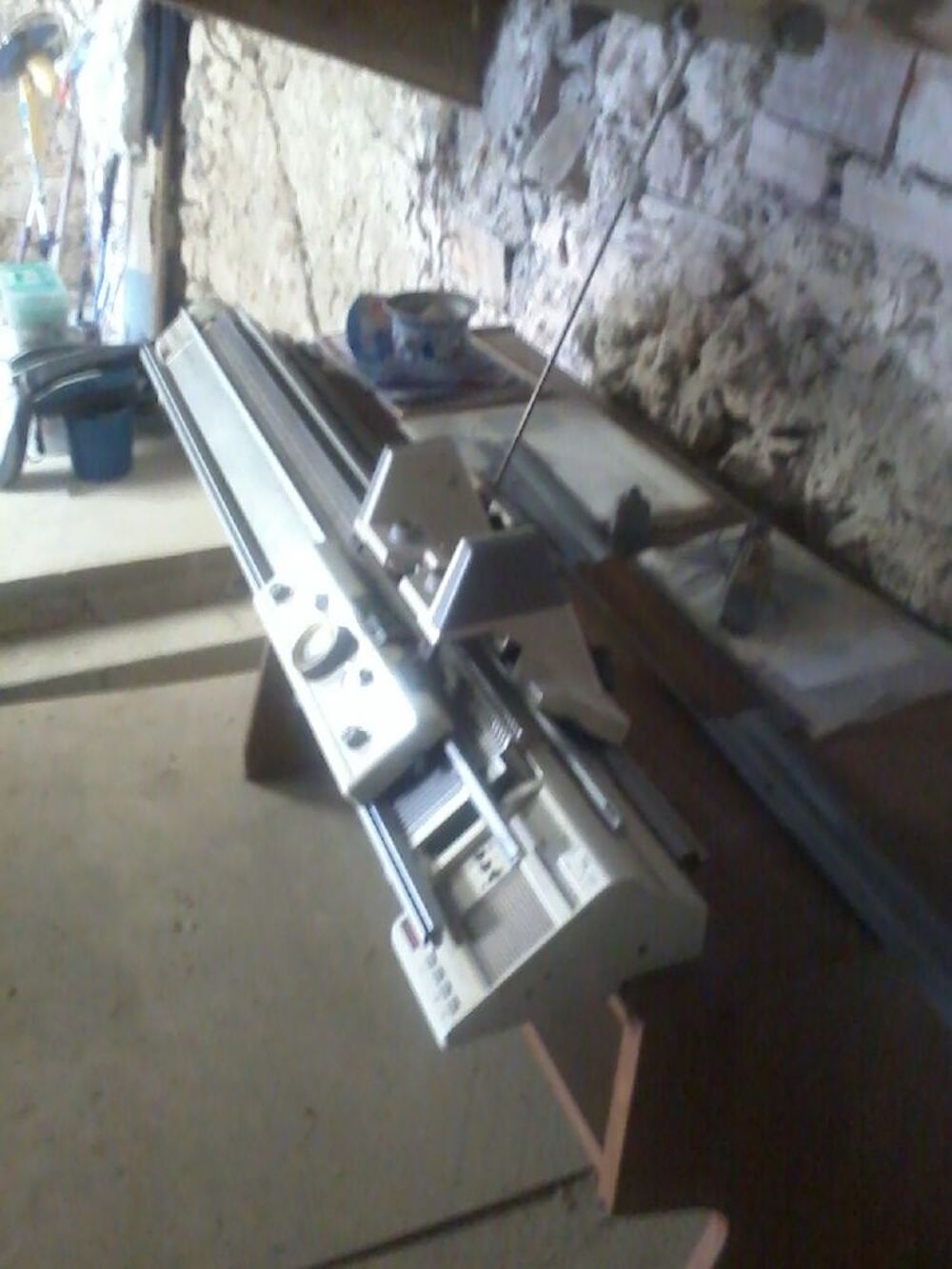 machine a tricoter Electroménager