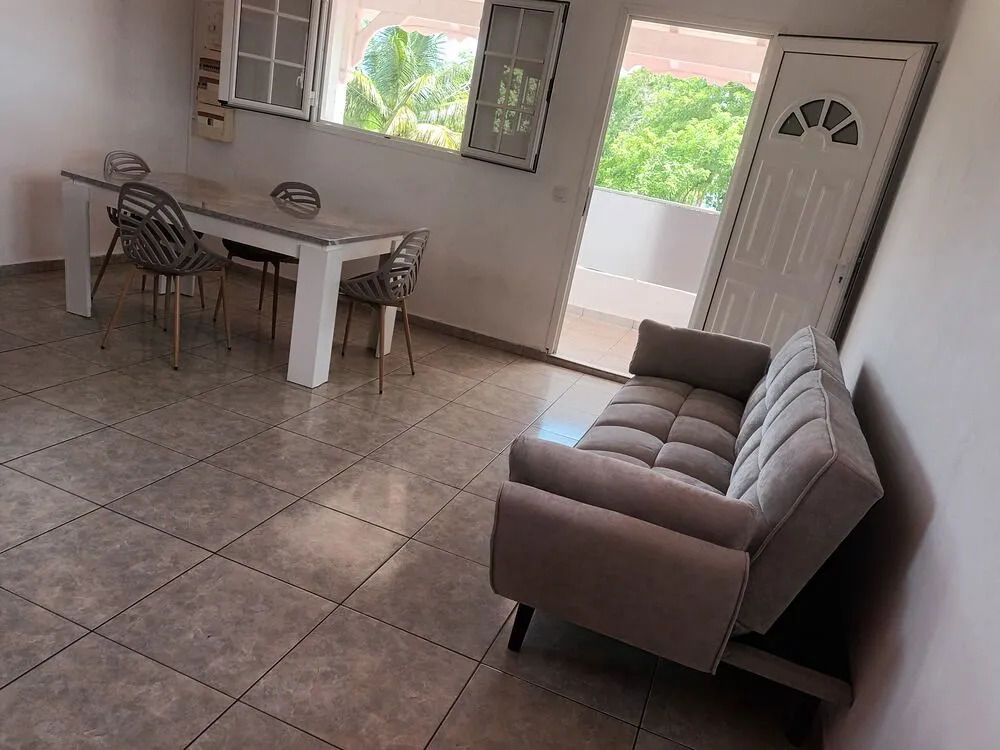 Location Appartement Appartement 2 pièces 30 m² Les abymes
