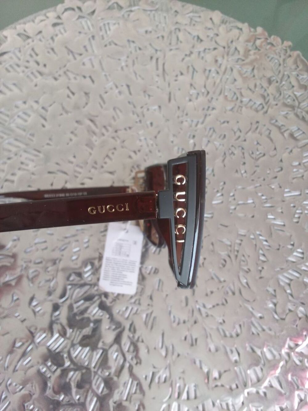 Lunette de soleil "Gucci" Marron clair. Bijoux et montres
