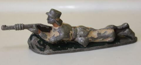 Soldat alu l�gionnaire allong� 7 Issy-les-Moulineaux (92)