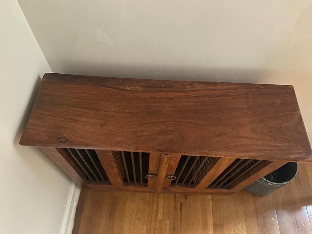 Meuble de rangement en bois exotique Meubles