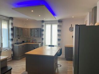  Maison  vendre 9 pices 200 m