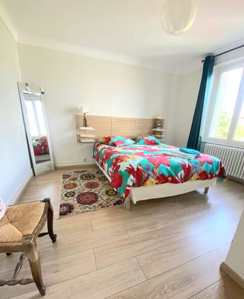   ISSOIRE 63 MAISON meublée 4-5 pièces avec jardin Maison - 4 pièce(s) - 100 m²